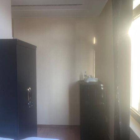 دبي Four Stars Hostel المظهر الخارجي الصورة