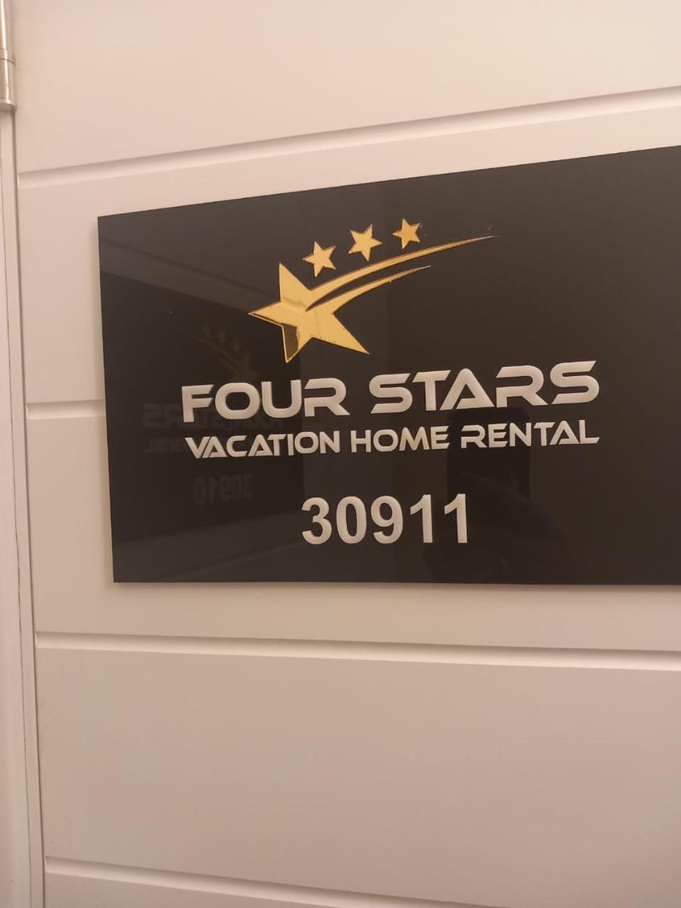 دبي Four Stars Hostel المظهر الخارجي الصورة