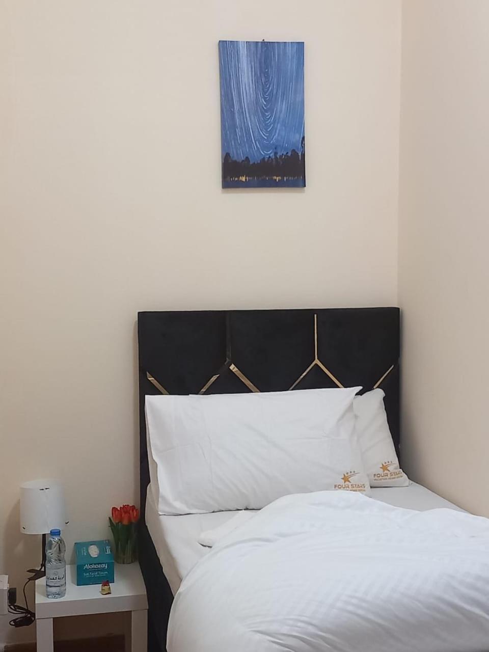 دبي Four Stars Hostel المظهر الخارجي الصورة