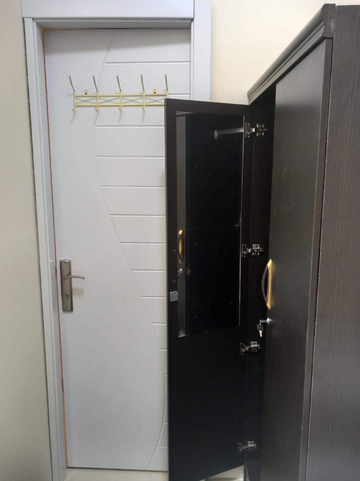 دبي Four Stars Hostel المظهر الخارجي الصورة