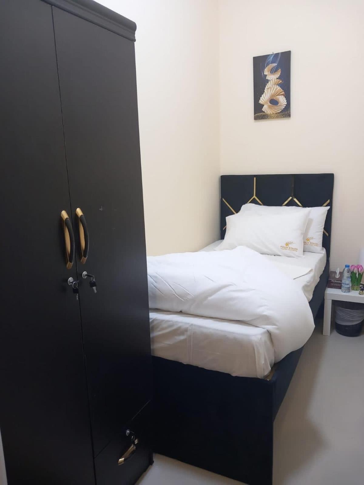 دبي Four Stars Hostel المظهر الخارجي الصورة