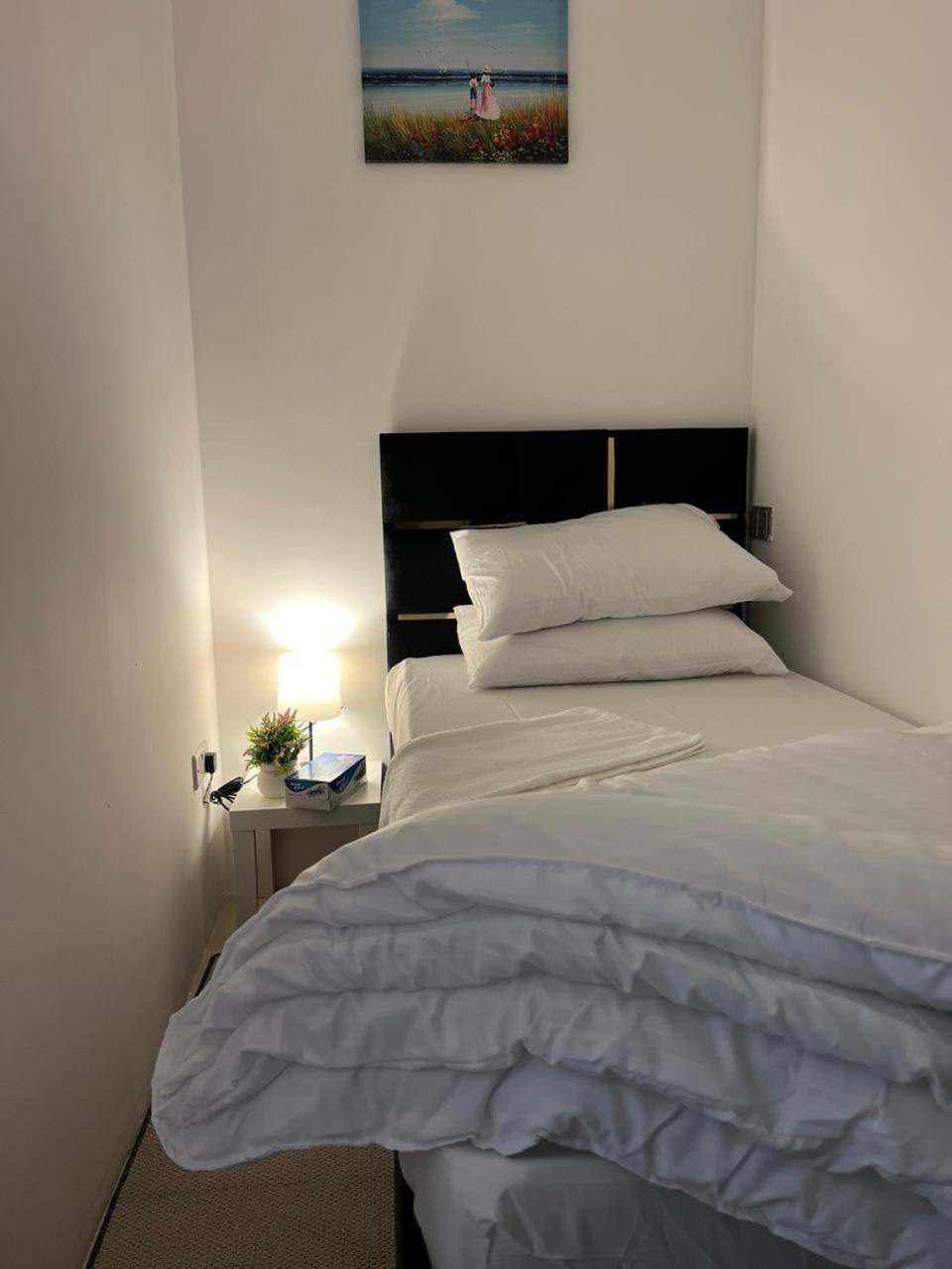 دبي Four Stars Hostel المظهر الخارجي الصورة